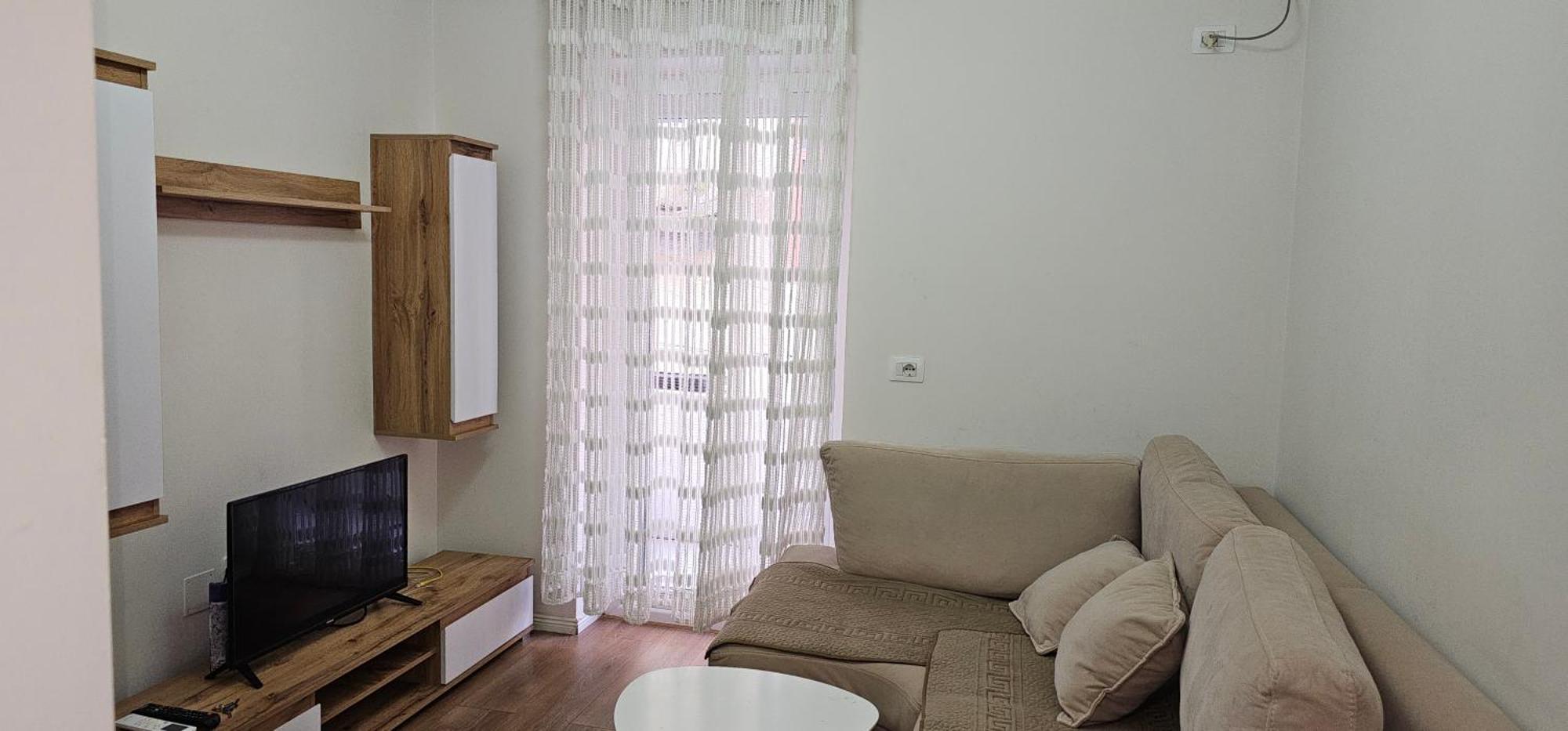 Apartamento Ajla Komuna Apartament Tirana Exterior foto